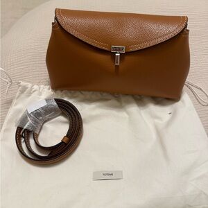 Toteme T-Lock Leather Clutch Tan